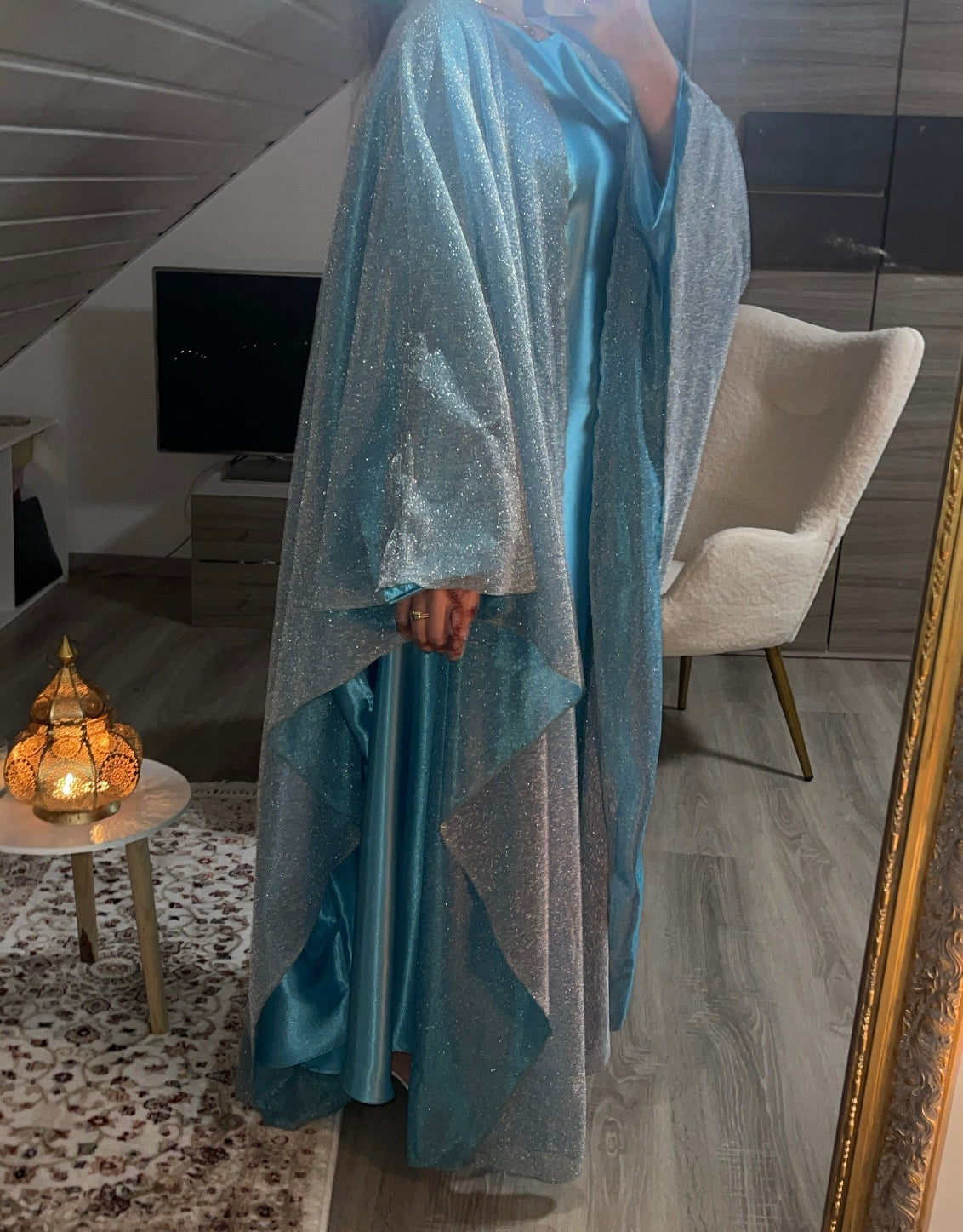 Kimono Sheima (MIT Satin Abaya)